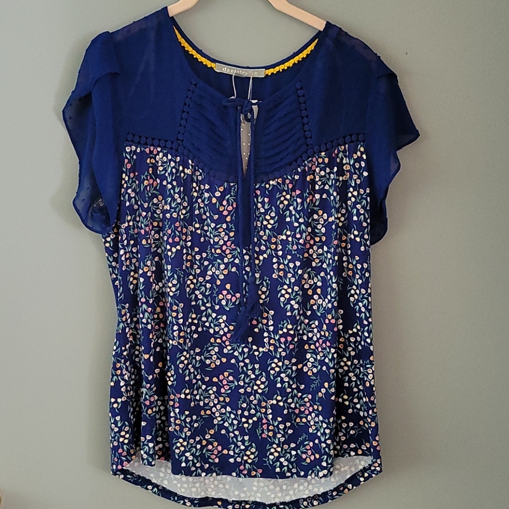 Daniel Rainn Saharey Tassel Knit Top NWT